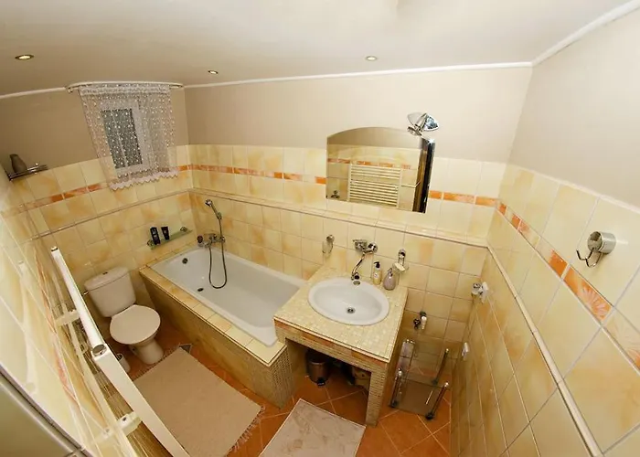 Zlty Domcek - * Svabovce